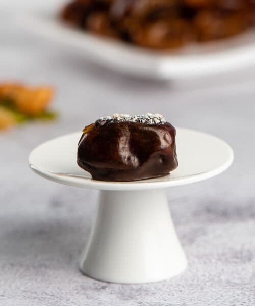 Emirati Coffee Chocolate with Cardamom - main