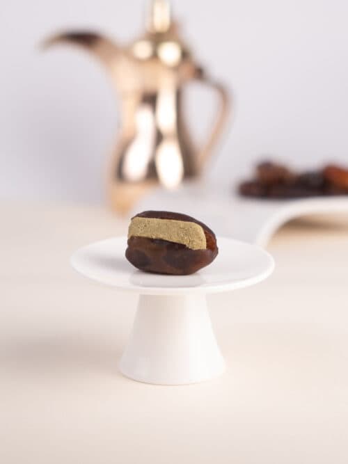 Fardh with Pistachio Kunafa Chocolate - main